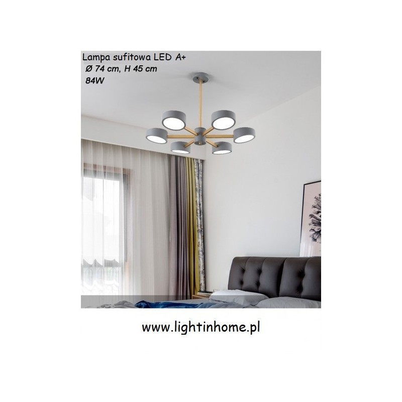 Lampa wisząca led szara do salonu z dodatkami koloru drewna