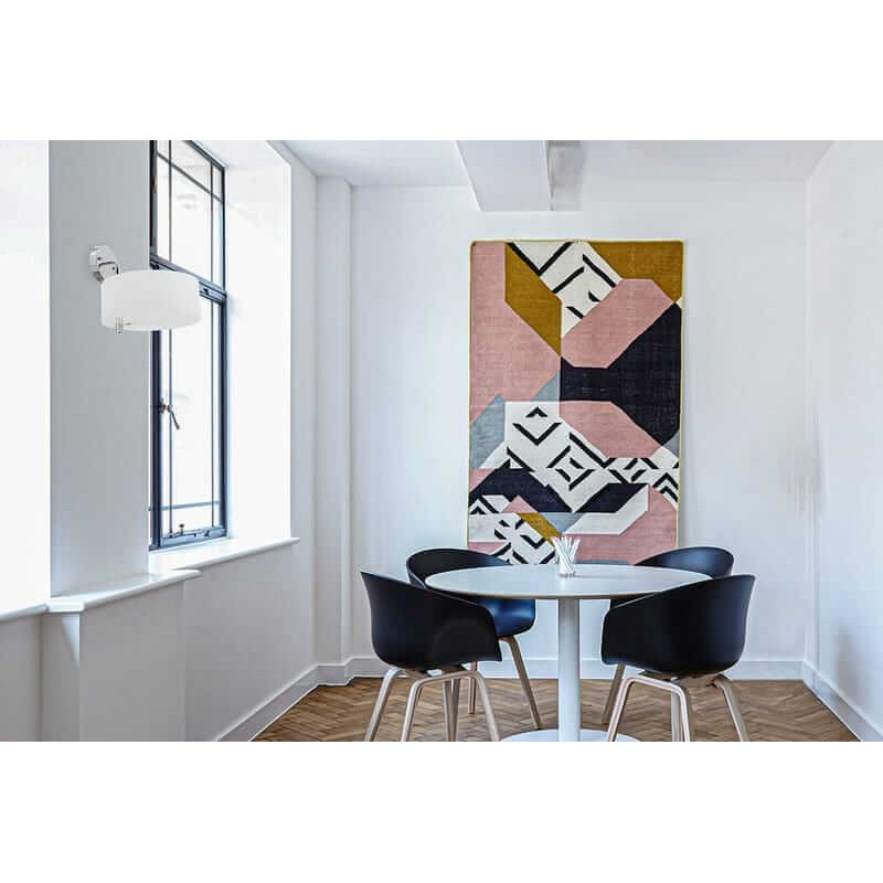 nowoczesny styl kinkiet na ścianę z białym kloszem