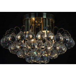 plafon z kryształami szklanymi