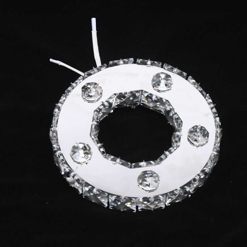 Ring lampy sufitowej kryształowej do salonu