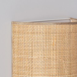 kinkiet w stylu skandynawskim z naturalnego tworzywa. kinkiet w stylu skandynawskim z naturalnego tworzywa.