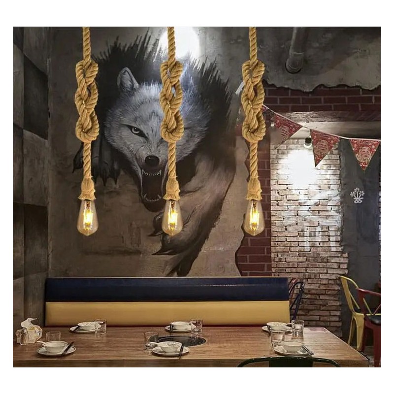 lampa z jedną żarówką wisząca na grubej linie