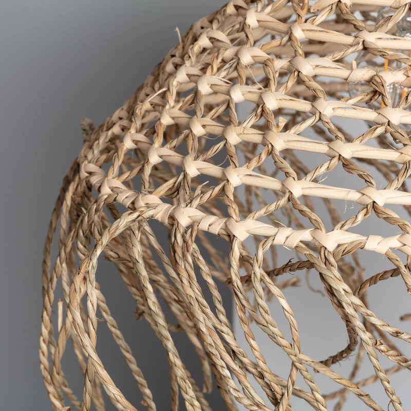 lampa z plecionym kloszem