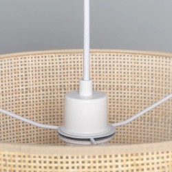 lampa w stylu skandynawskim z naturalnego tworzywa