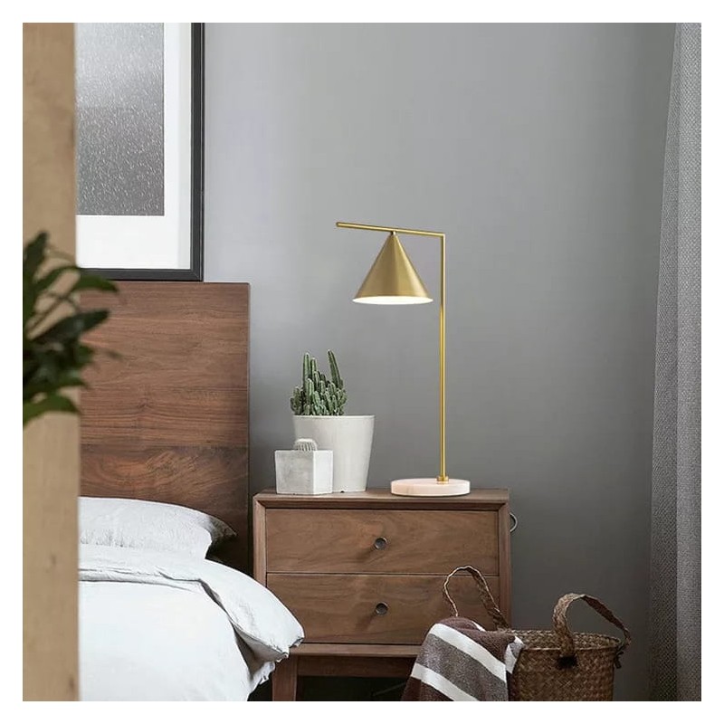 lampka dekoracyjna salon