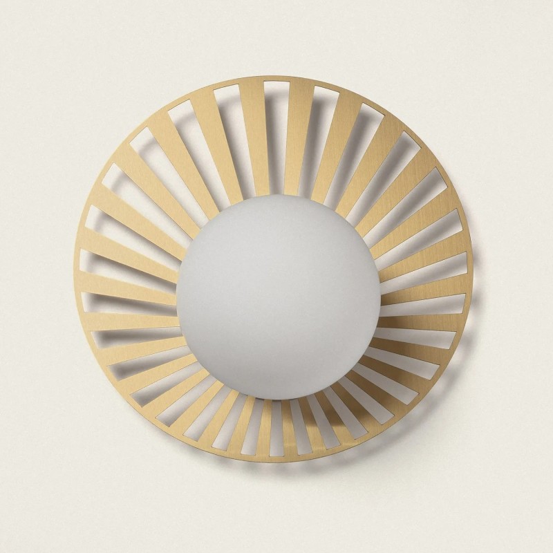 Złoty kinkiet do salonu i sypialni z mleczną kulą Złoty kinkiet do salonu i sypialni z mleczną kulą