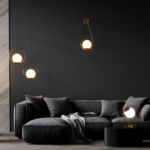 Złoty kinkiet w stylu glamour