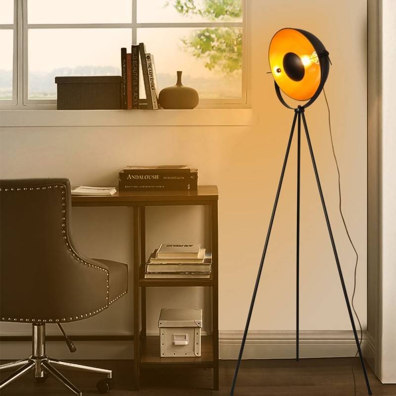 Lampa podłogowa do biura złoto czarna loft nowoczesna