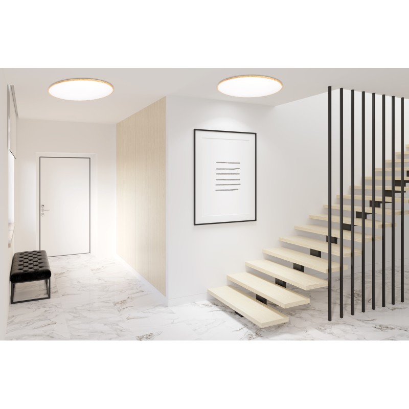 Plafon sufitowy do jadalni z pilotem świecący nad schodami