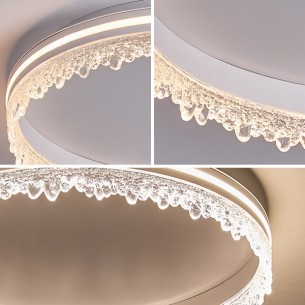 lampa sufitowa ze zmienną barwą światła